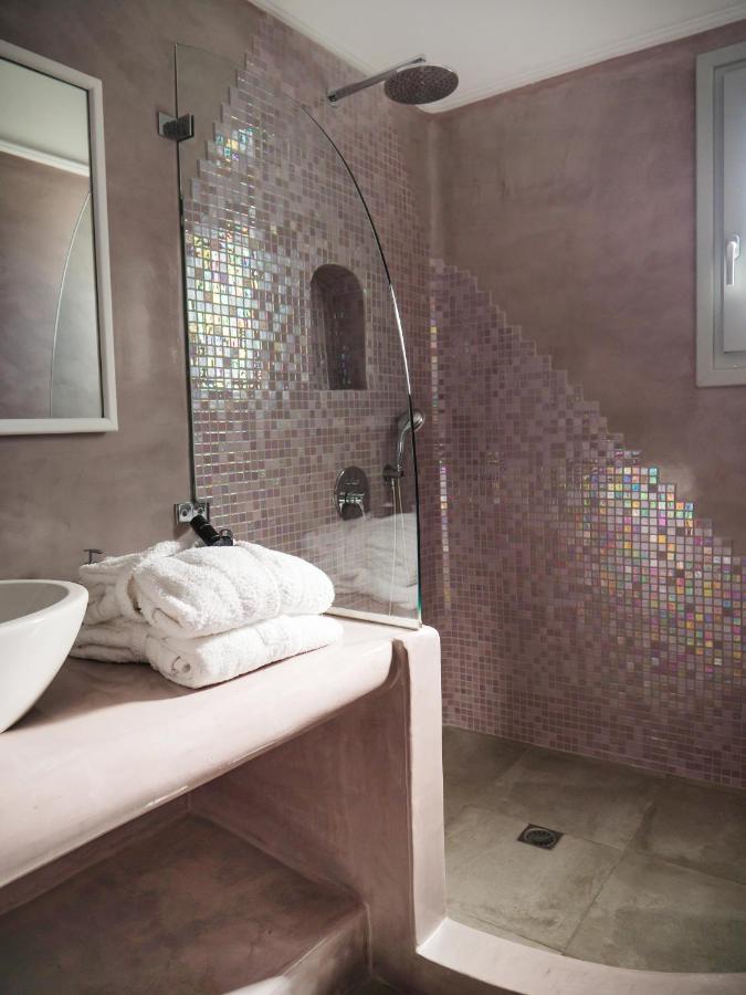Vitsentzos Apartment Imerovigli (Santorini)